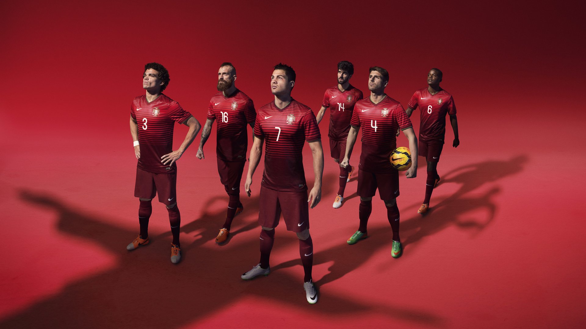 朱-霍勒迪提升开拓者,雄鹿曾深谙其价值,朱霍勒迪上脚球鞋